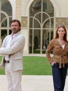 voir Affaires étrangères Saison 1 en streaming 